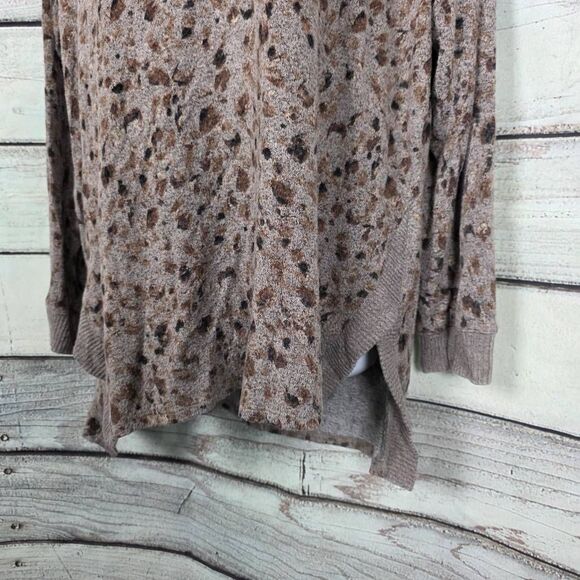 Maurices Brown Leopard Print V-Neck Sweater Size L - Picture 2 of 7